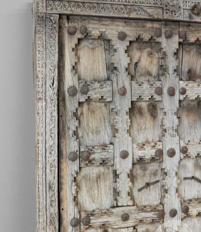 Be-Uniq Oude Deur | India | H153 x B89 x D8 Cm