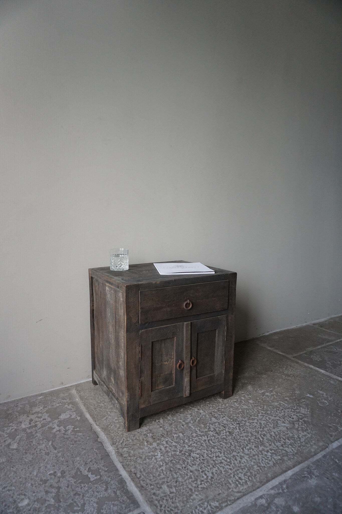 Rene Houtman Nachtkastje/Bijzettafel Deena | H55 x B50 x D45 cm