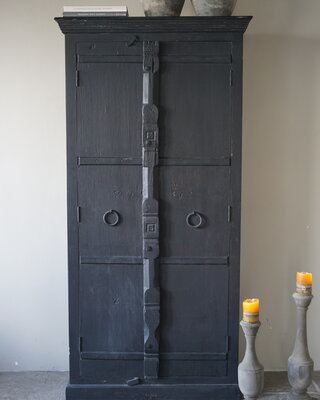 Rene Houtman Oude Kast | 2-Deurs | Zwart | H195 x B88 x D38 cm