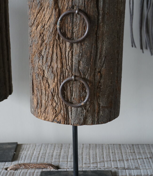 Rene Houtman Ornament Met Ring | Op Standaard | H40 x B17 cm