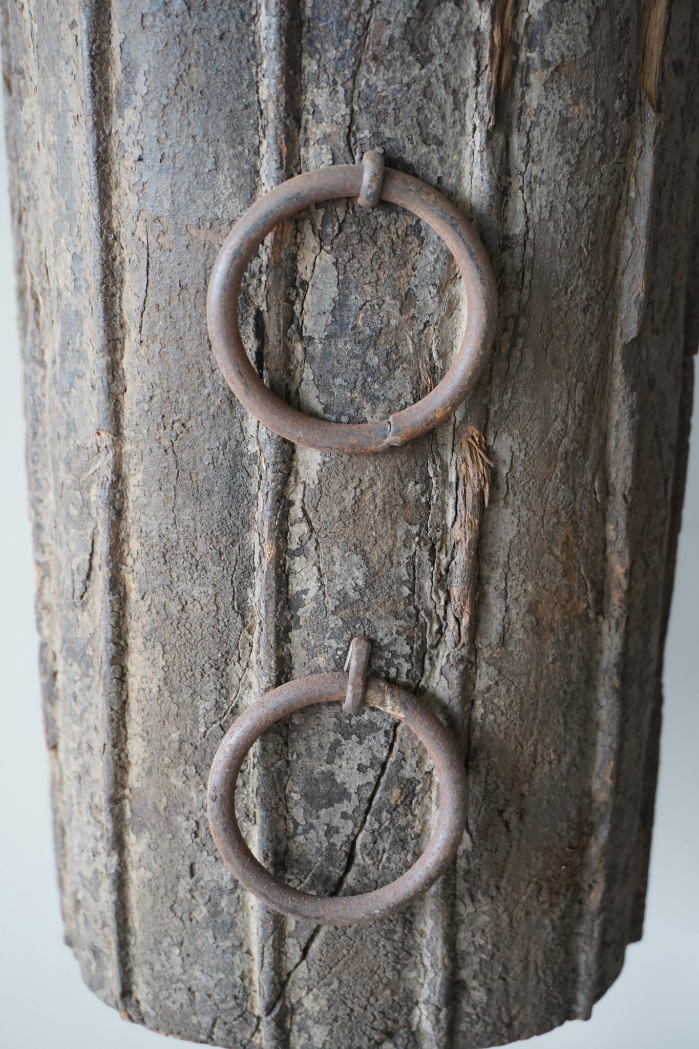 Rene Houtman Ornament Met Ring | Op Standaard | H40 x B16 cm