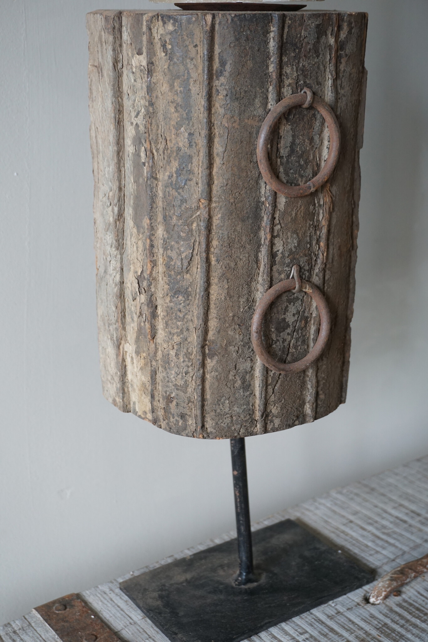 Rene Houtman Ornament Met Ring | Op Standaard | H40 x B16 cm