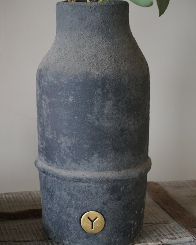 Brynxz Bottle With Neck L | Luxury | Stone Black | H30 x D13 cm