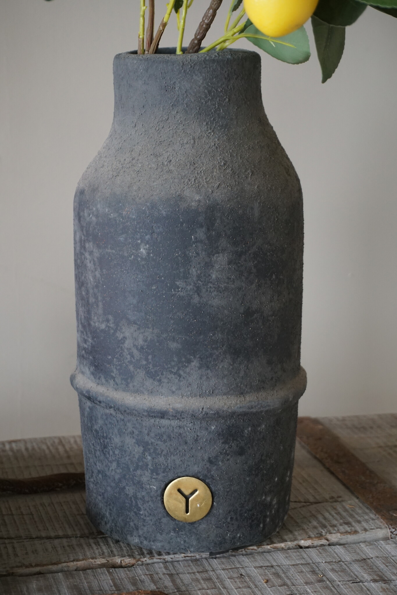 Brynxz Bottle With Neck L | Luxury | Stone Black | H30 x D13 cm