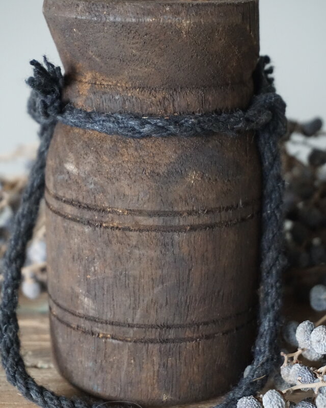Rene Houtman Nepalese Houten Pot | Mini | H13 x D7,5 cm