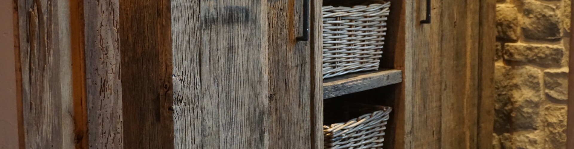 Op maat gemaakte houten meubels voor in je badkamer en toilet!