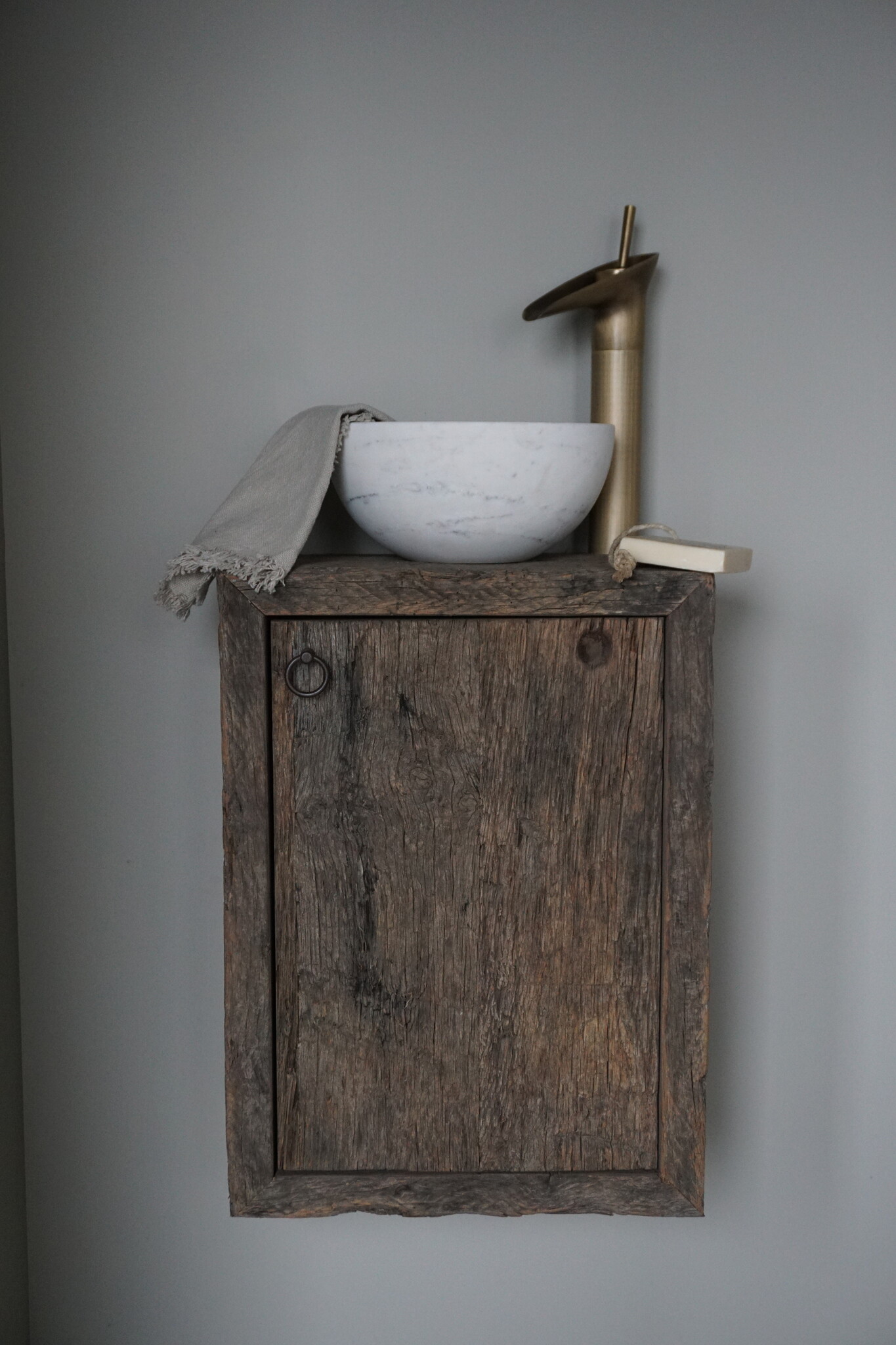 Rene Houtman Daantje Zwevend Toiletmeubel Geborsteld Oud Eiken H55 x B40 x D25