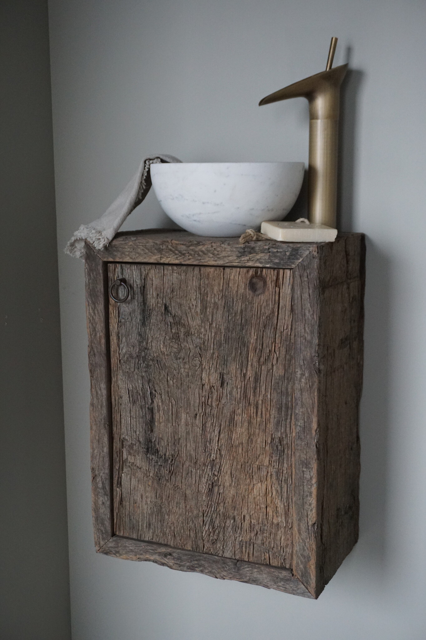 Rene Houtman Daantje Zwevend Toiletmeubel Geborsteld Oud Eiken H55 x B40 x D25