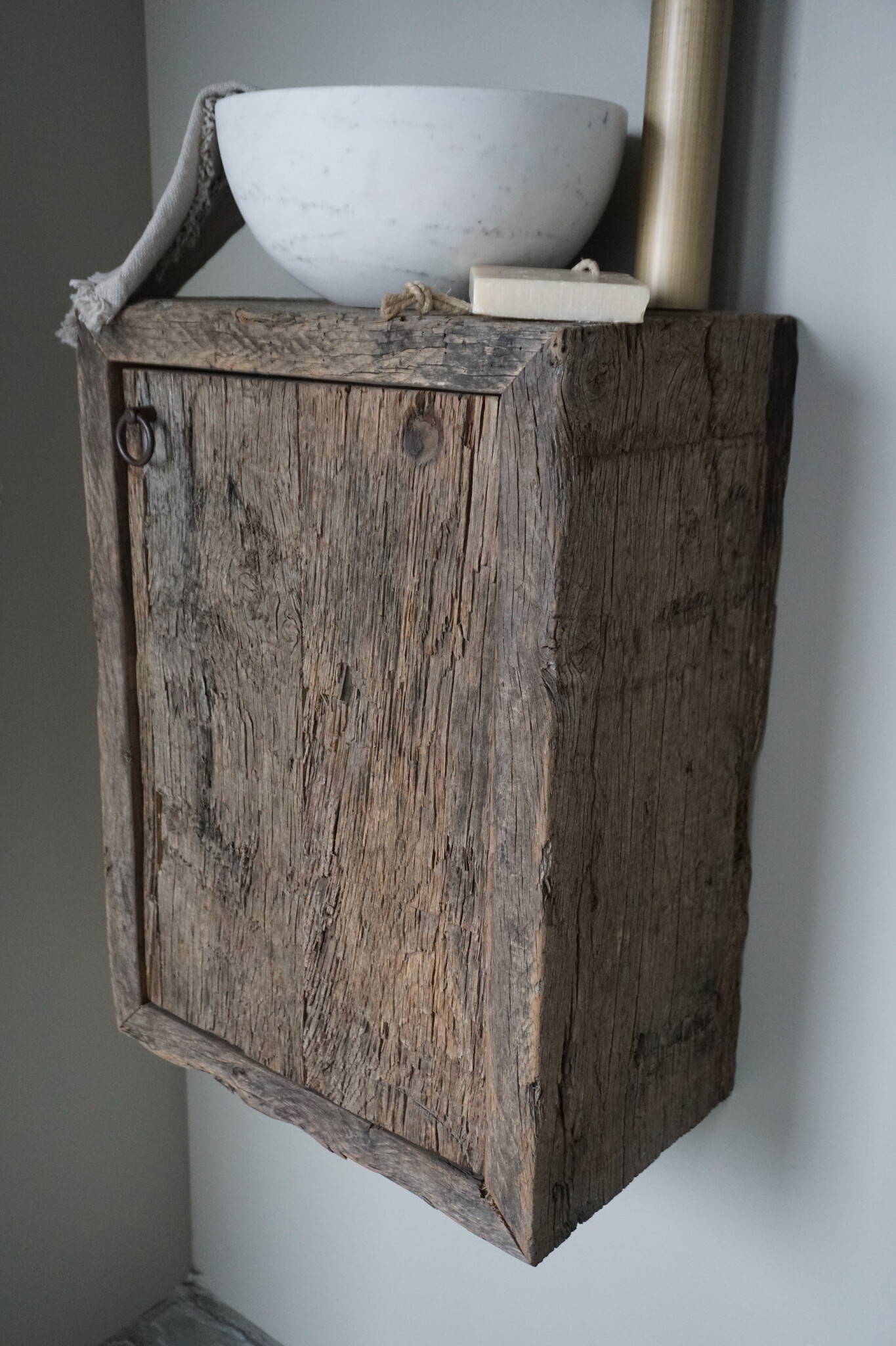 Rene Houtman Daantje Zwevend Toiletmeubel Geborsteld Oud Eiken H55 x B40 x D25