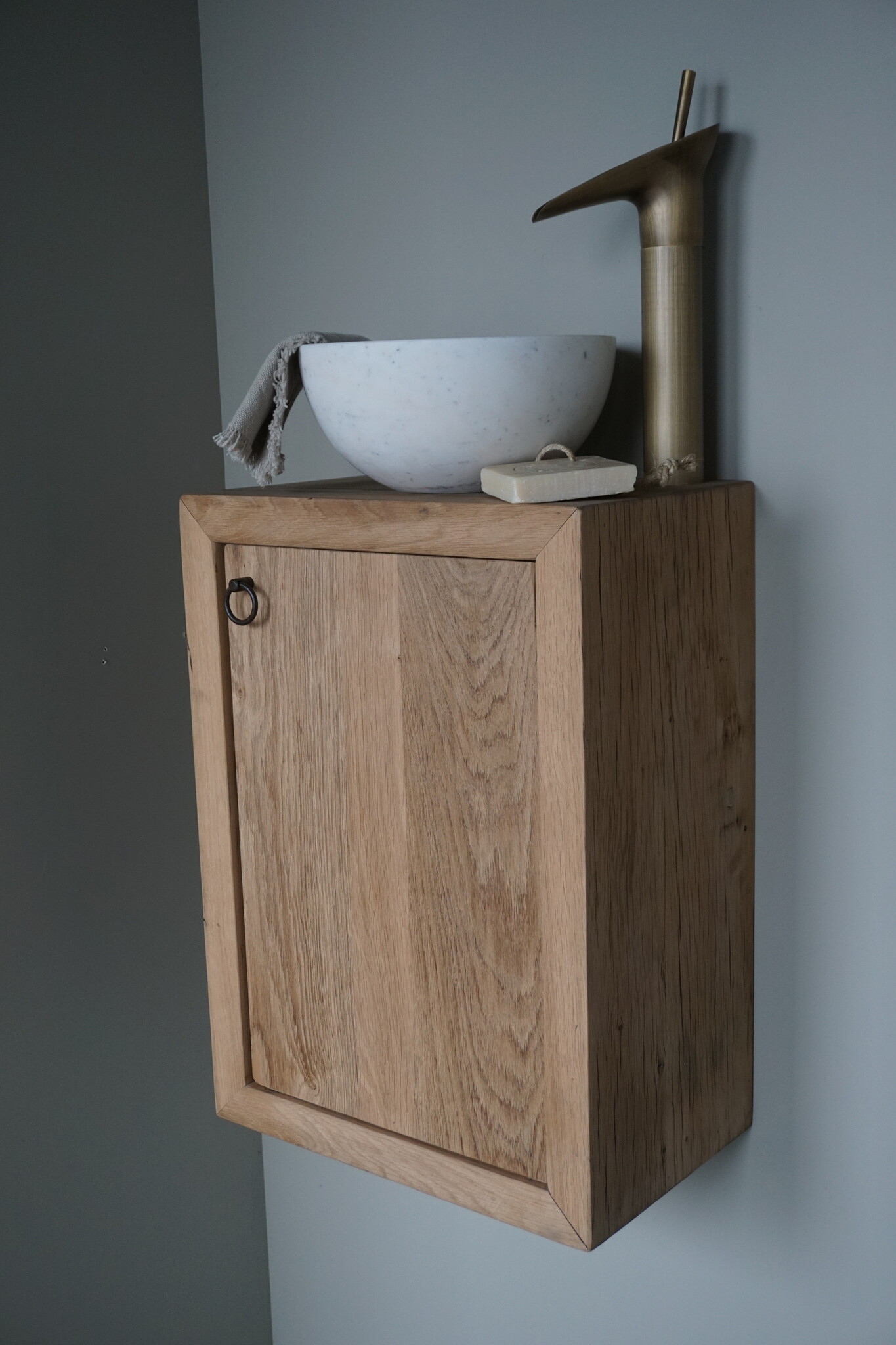 Rene Houtman Daantje Zwevend Toiletmeubel Geschaafd Oud Eiken H55 x B40 x D25