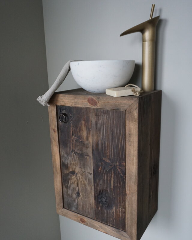 Rene Houtman Daantje Zwevend Toiletmeubel Grenen Wagondelen H55 x B40 x D25
