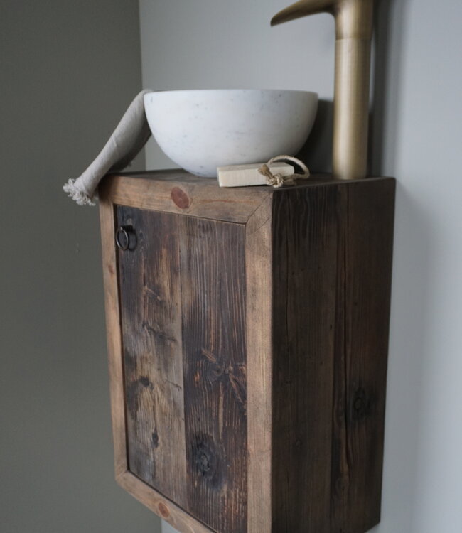 Rene Houtman Daantje Zwevend Toiletmeubel Grenen Wagondelen  H55 x  B40 x D25