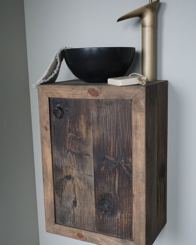 Rene Houtman Daantje Zwevend Toiletmeubel Grenen Wagondelen H55 x B40 x D25