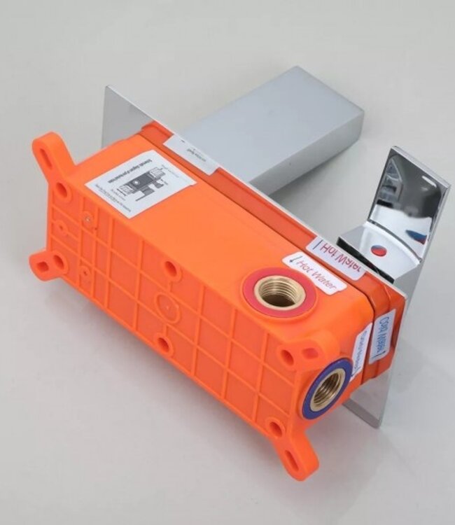 Rene Houtman Chromen Inbouw Waterval Mengkraan