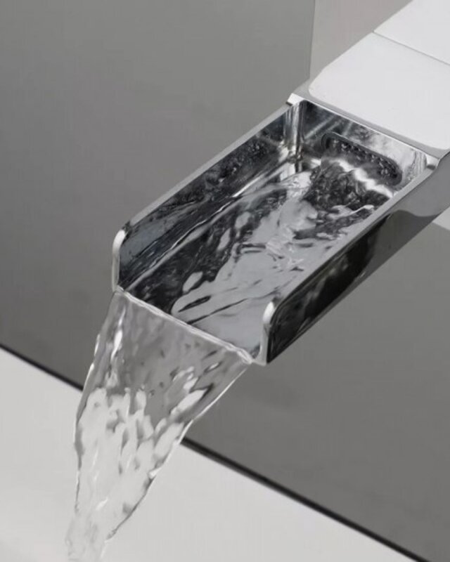Rene Houtman Chromen Inbouw Waterval Mengkraan