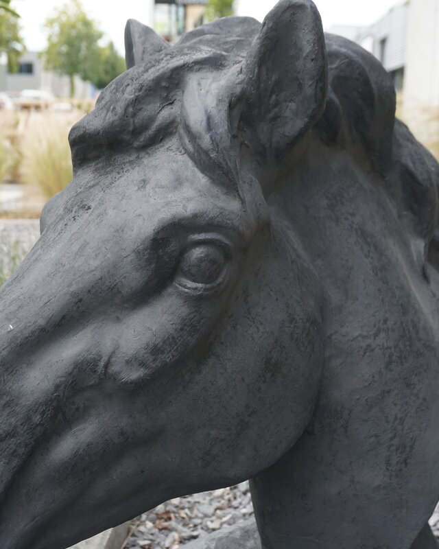 Rene Houtman Paardenbeeld Fury | Antraciet | H62 x B23 cm
