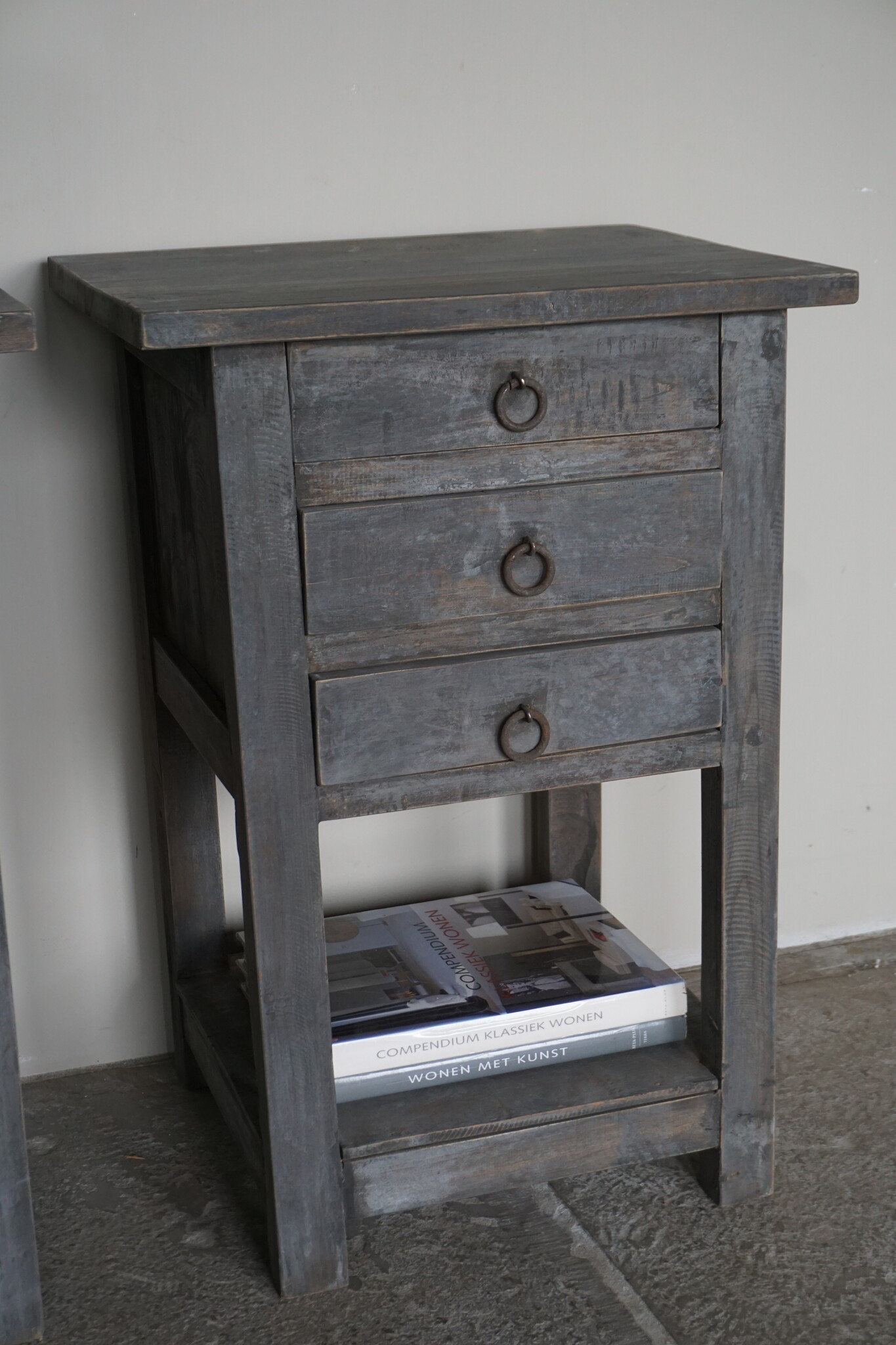 Rene Houtman Nachtkastje Hout | H72,5 x B50,5 x D40 cm