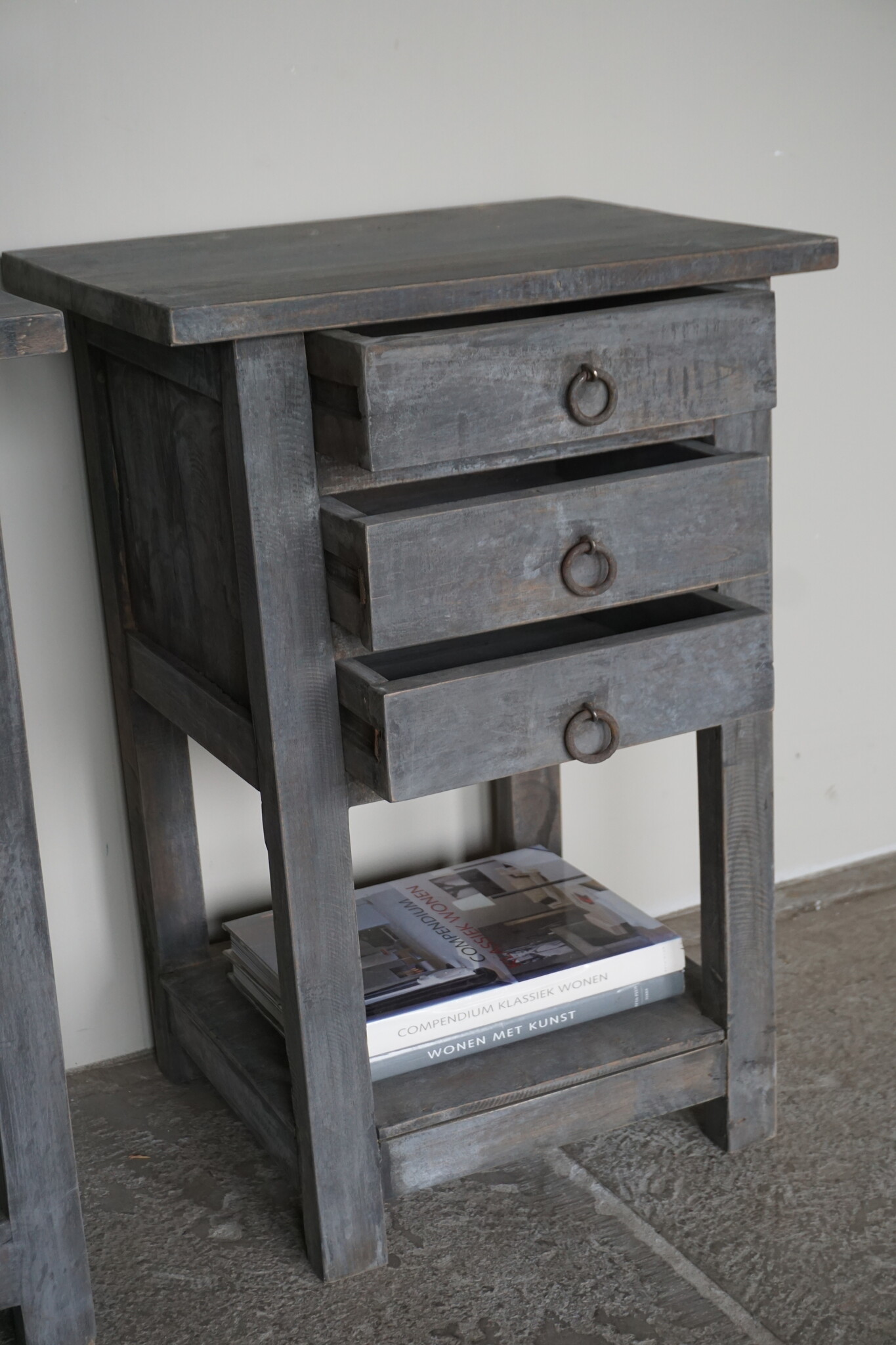Rene Houtman Nachtkastje Hout | H72,5 x B50,5 x D40 cm