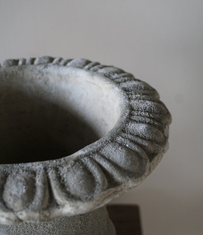 Rene Houtman Bloempot | H32 x B13 cm