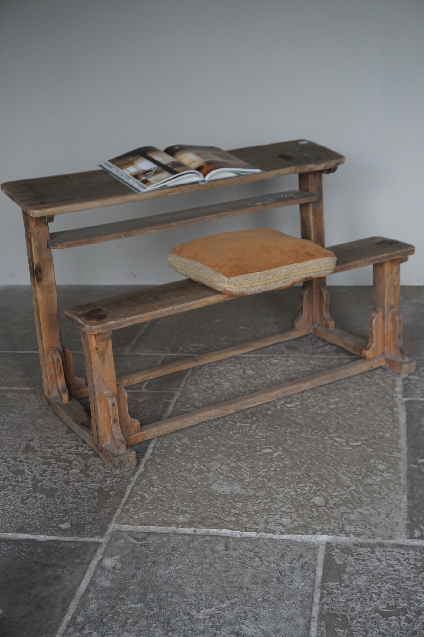 Rene Houtman Oud Schoolbankje | H77 x B122 x D65 cm