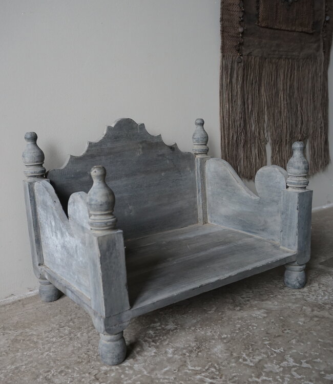 Rene Houtman Bajot Tafeltje | Oud Hout | H38 x B46 x D34,6 cm