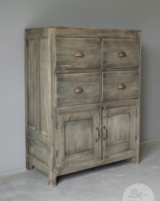 Be-Uniq Oude Ladekast | Rustiek Verweerd | H122xB89xD45 cm
