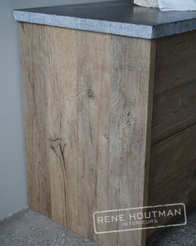 Rene Houtman Badkamermeubel Thijn | Oud Eikenhout | Kies Maat