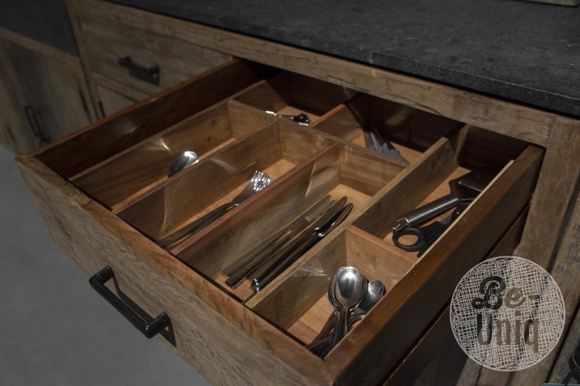 Be-Uniq Keukenelement | Bestektray | Oud Hout