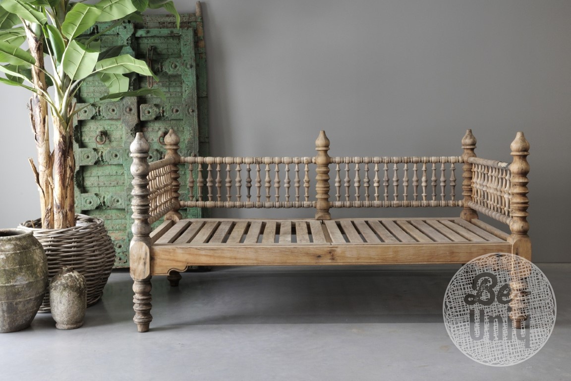 Be-Uniq Authentiek Daybed | India | H107xB210xD107 cm
