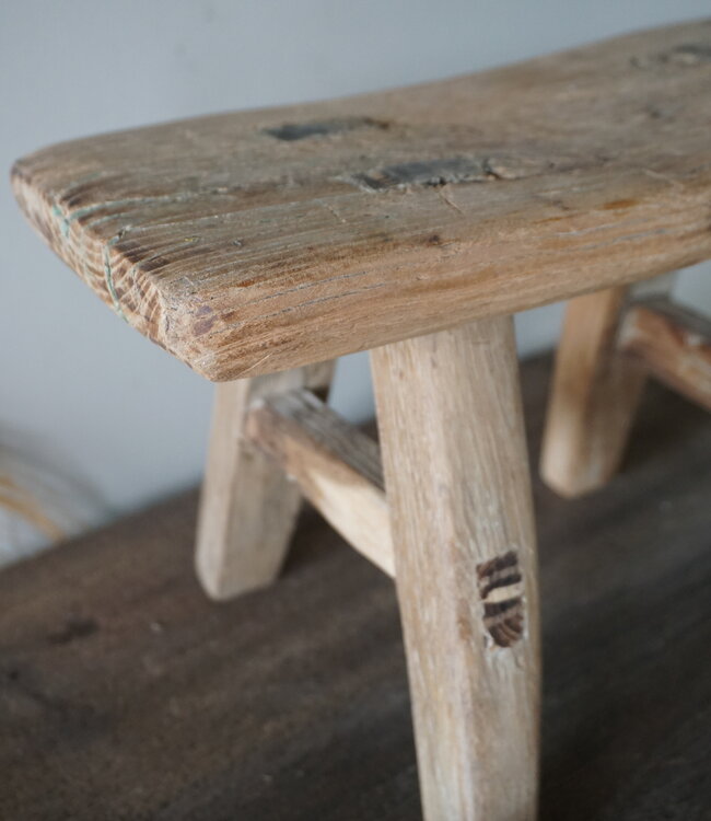 Rene Houtman Oud Vensterbank Krukje | China | H19 x B30,5 x D13,5 Cm