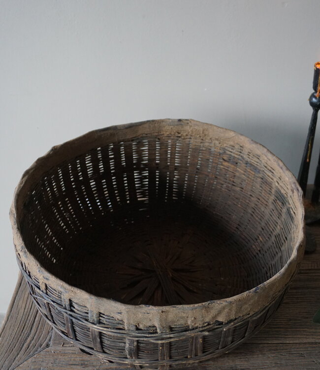 Aura Peeperkorn Gewoven Bamboo Mand | D45 x H21 cm