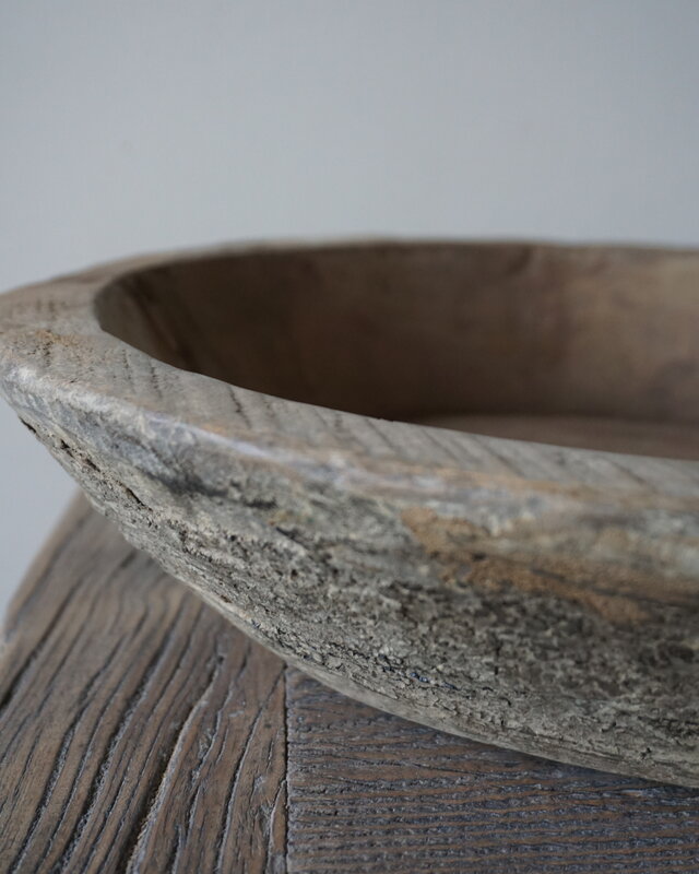 Aura Peeperkorn Oud Houten Schaal Rustiek | D42 x H 9 cm