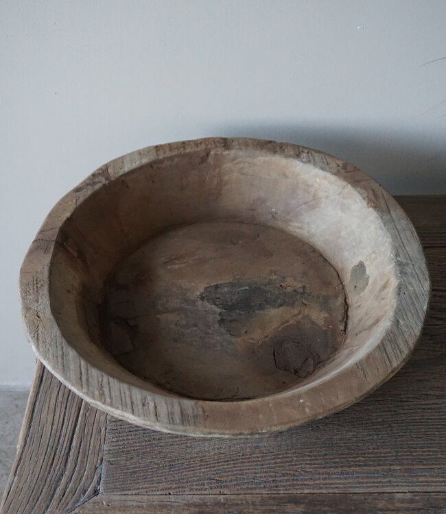 Aura Peeperkorn Oud Houten Schaal Rustiek | D42 x H 9 cm