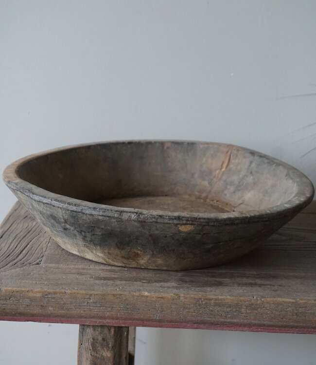 Aura Peeperkorn Oud Houten Schaal Rustiek | D45 x H 10 cm