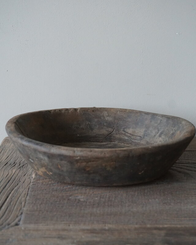 Aura Peeperkorn Oud Houten Schaal Rustiek | D32,5 x H 7,5 cm