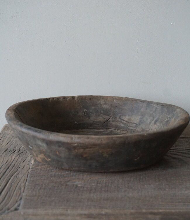 Aura Peeperkorn Oud Houten Schaal Rustiek | D32,5 x H 7,5 cm