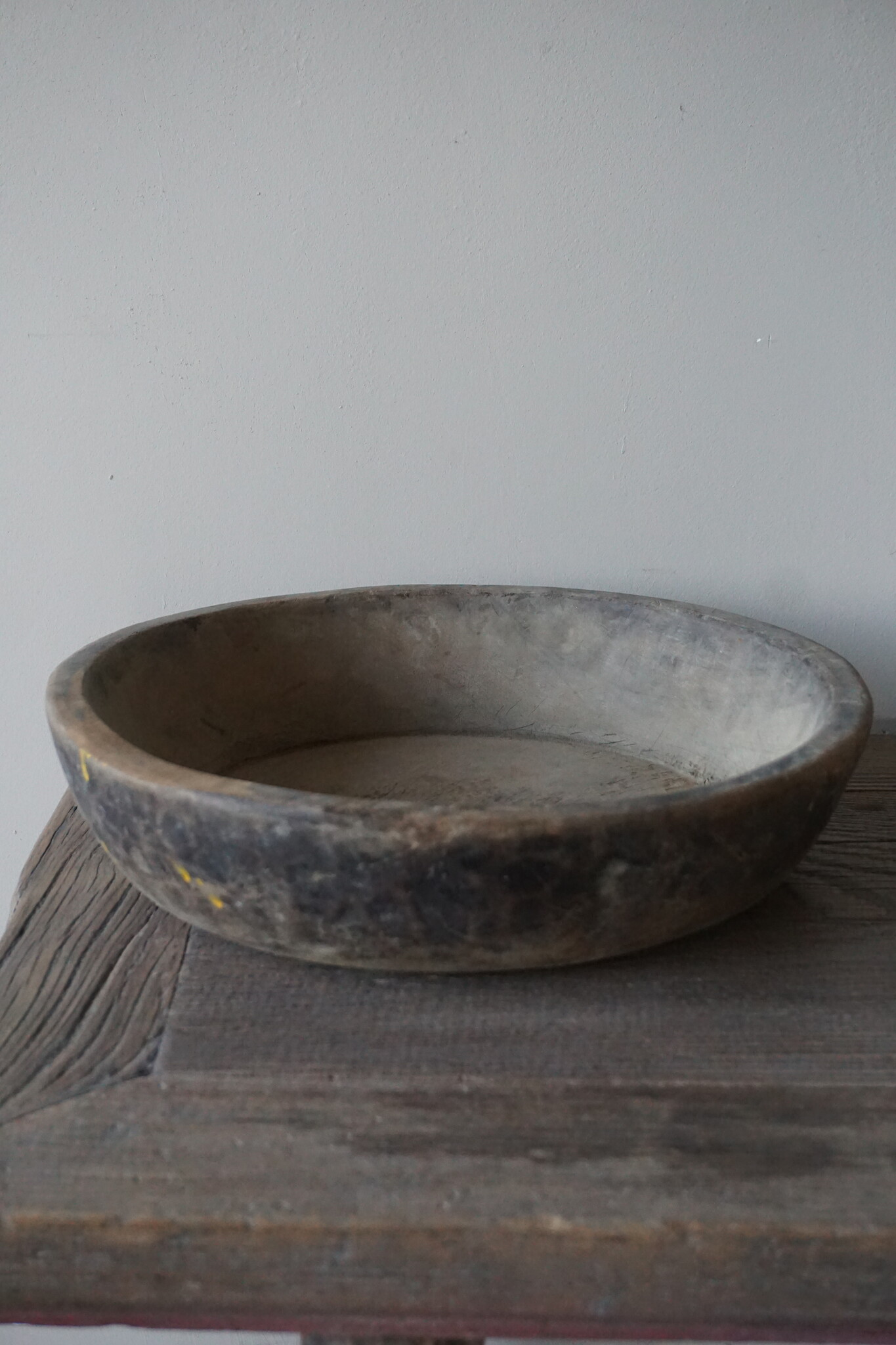 Aura Peeperkorn Oud Houten Schaal Rustiek | D38 x H 9 cm