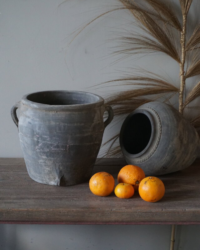 Aura Peeperkorn Rustieke Terracotta Pot Grijs| D26,5 x H27 cm