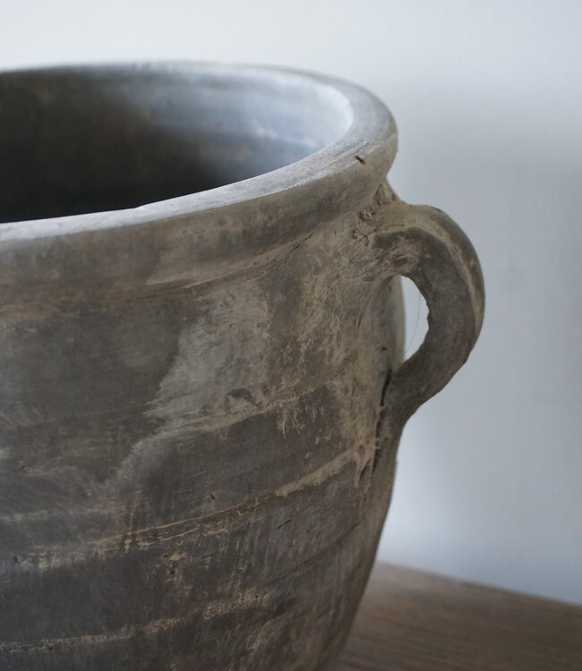 Aura Peeperkorn Rustieke Terracotta Pot Grijs| D26,5 x H27 cm