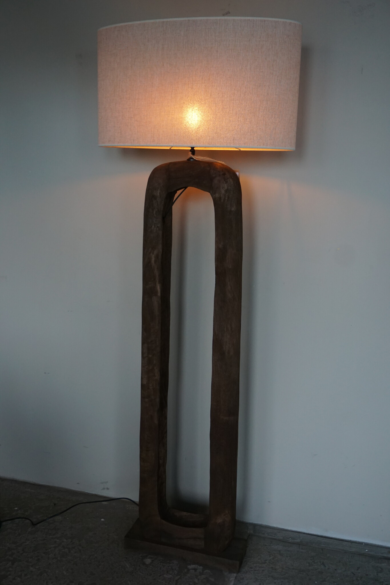 Light&Living Vloerlamp Kelafo Hout Bruin | H125 x B38 x D12