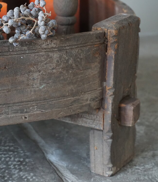 Rene Houtman Chakki Tafeltje Oud Hout | D61 x H26 cm