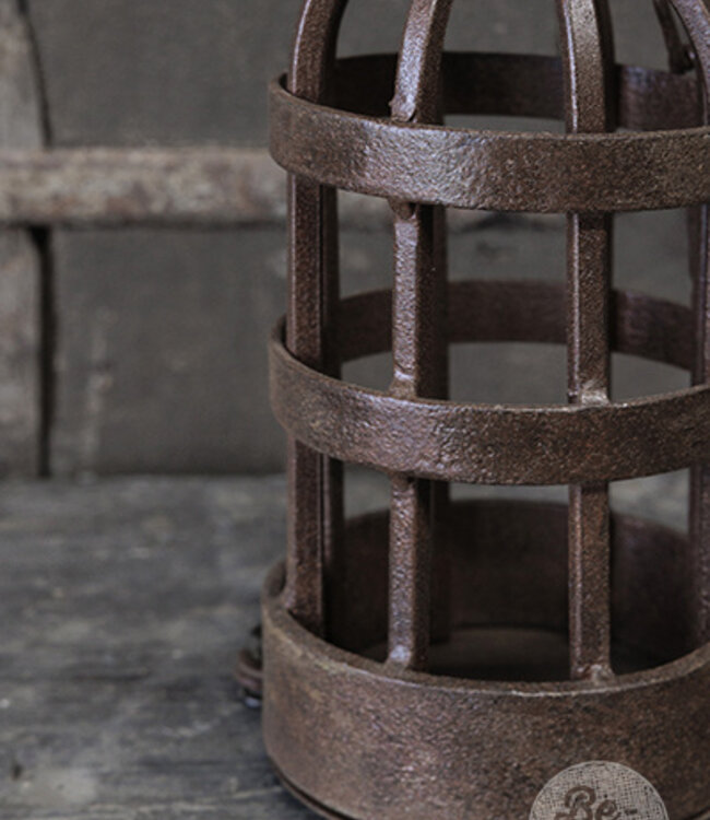 Be-Uniq Kandelaar Smeedijzer | Viking | H37 x B14 x D14 cm