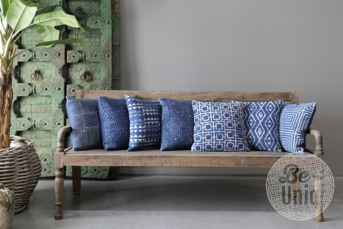 Be-Uniq Sierkussens Indigo | Set van 2 | Dessin C | H45 x B45 cm