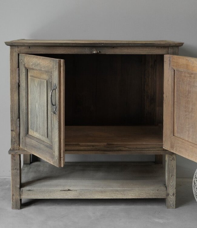 Be-Uniq Oud Kastje | Rustiek Verweerd | H91xB91xD46 cm