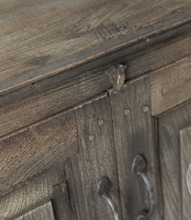 Be-Uniq Oud Kastje | Rustiek Verweerd | H91xB91xD46 cm