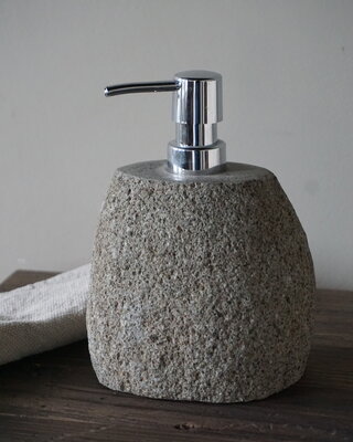 Rene Houtman Zeepdispenser | Riviersteen Graniet | D12 x H13