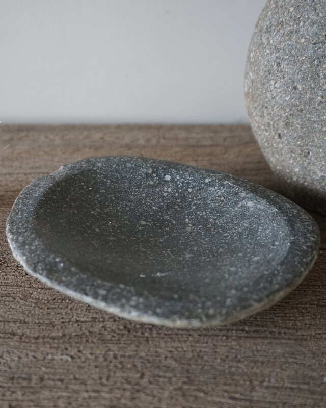 Rene Houtman Natuurstenen Schaaltje | Tweedekansje | B15 x D12 x H2,5 cm