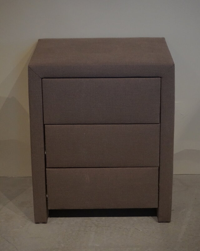 Rene Houtman Nachtkastje Stof | 3 Laden | H61xB50xD40 cm