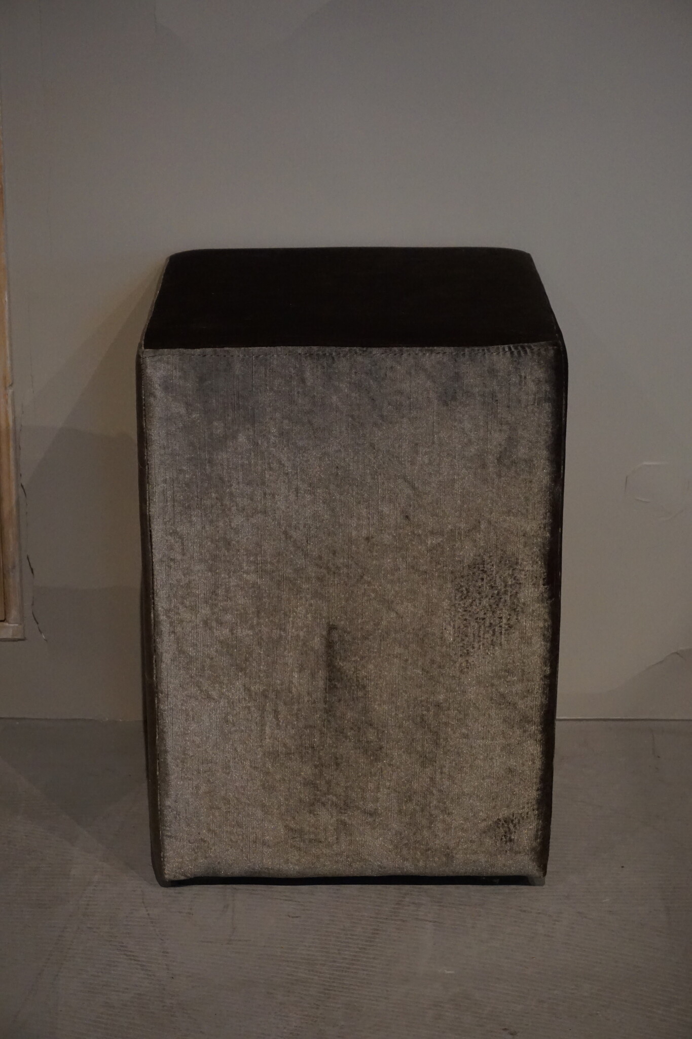 Rene Houtman Hocker Kubus Stof | H61xB41xD41 | Velvet Light