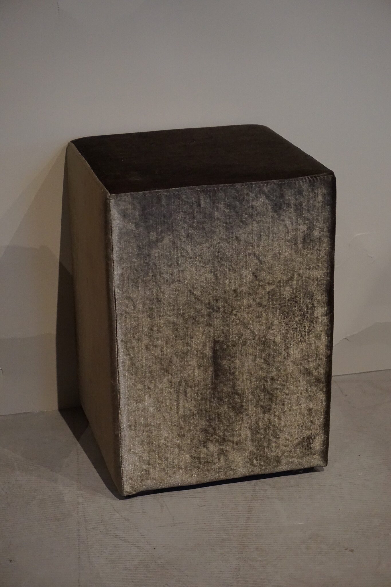 Rene Houtman Hocker Kubus Stof | H61xB41xD41 | Velvet Light